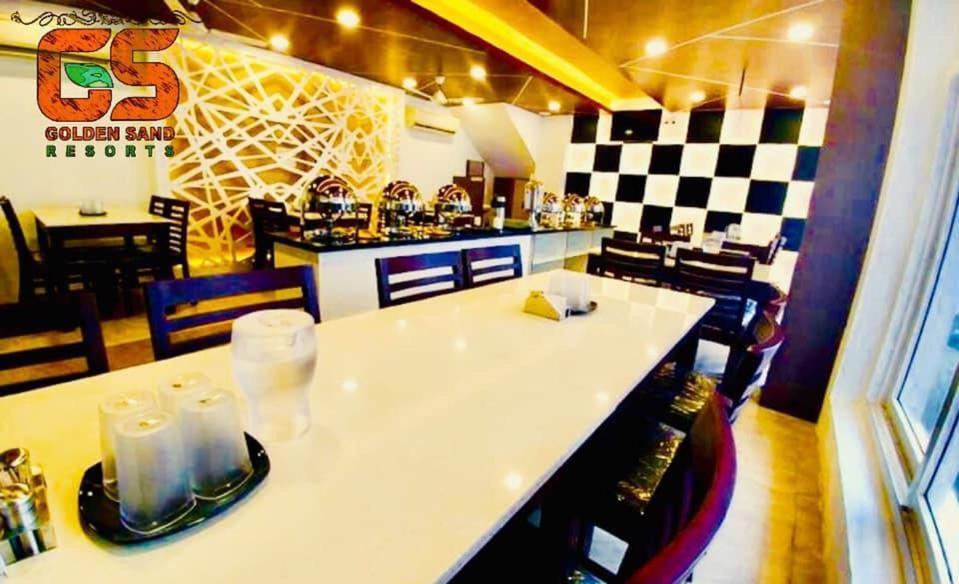 Hotel Golden Sand Велангани Екстериор снимка