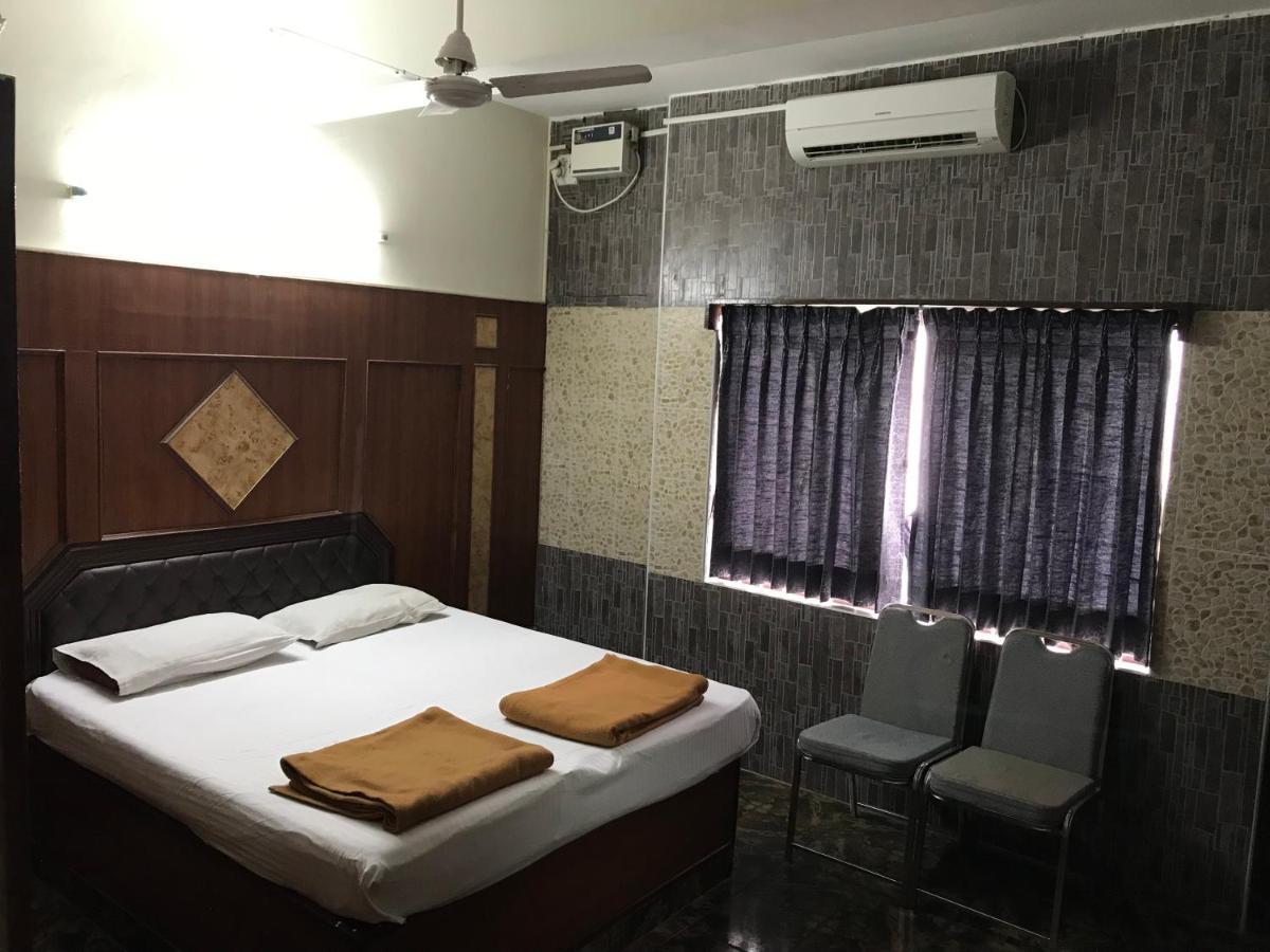 Hotel Golden Sand Велангани Екстериор снимка
